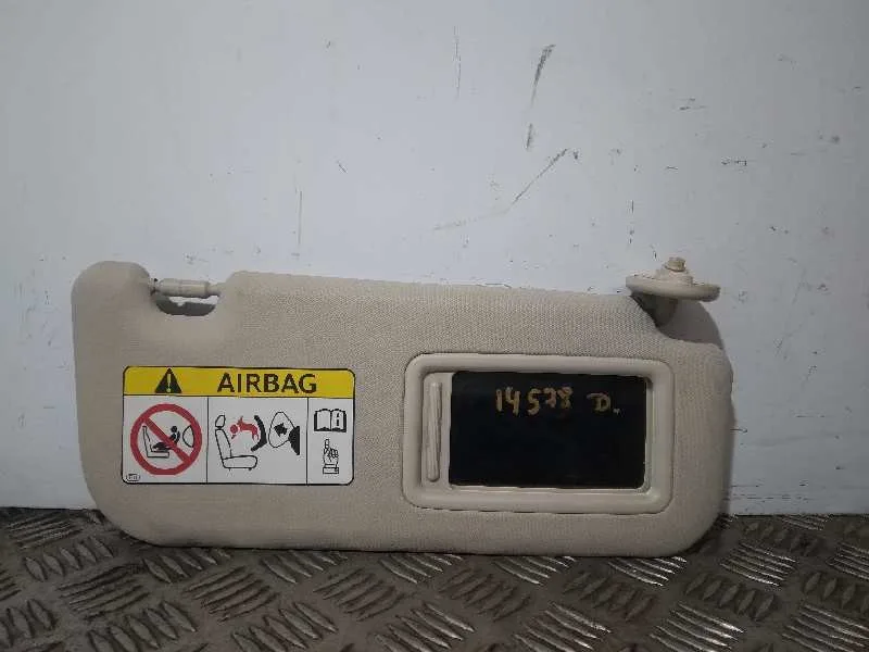 Parasol Derecho para Toyota Corolla (E18)