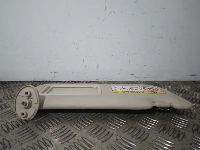 Parasol Derecho para Toyota Corolla (E18)