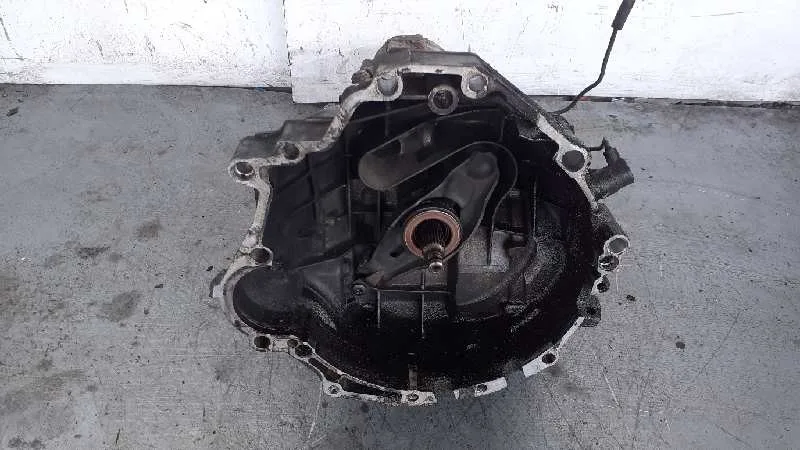 Caja Cambios para Audi A6 Berlina (4B2)