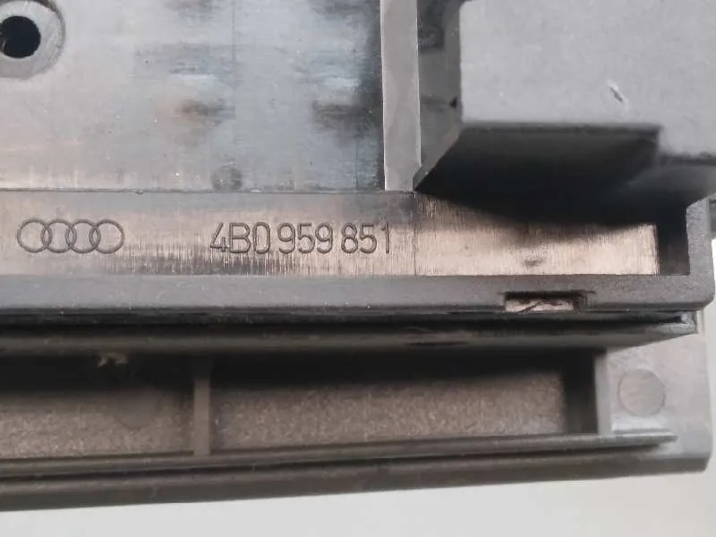 Mando Elevalunas Delantero Izquierdo para Audi A6 Berlina (4B2)