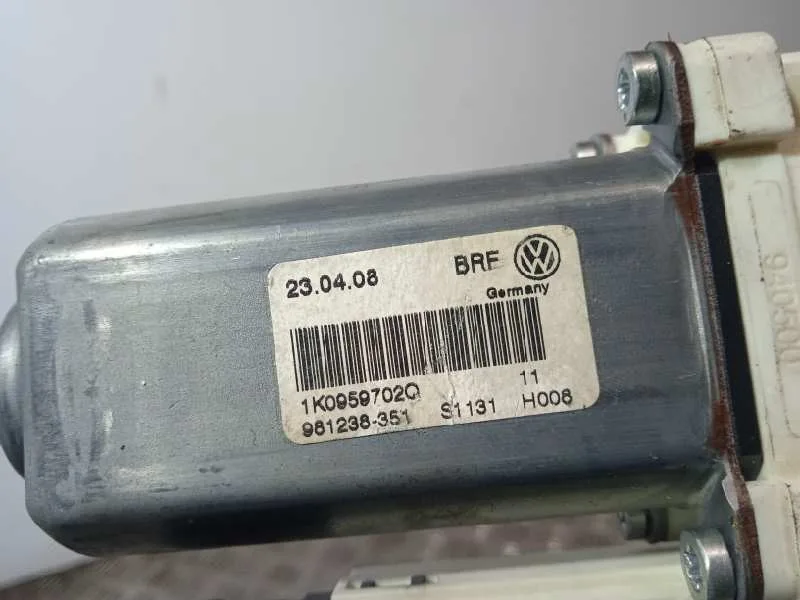 Motor Elevalunas Delantero Derecho para Volkswagen Passat Berlina (3C2)