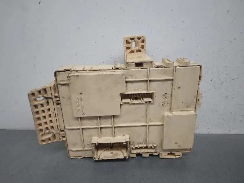 Caja Reles / Fusibles para Kia Cee'd