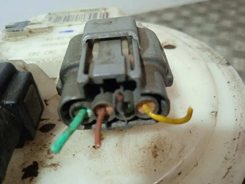 Aforador para Nissan Pulsar (C13)