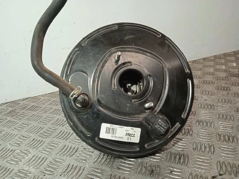 Servofreno para Nissan Pulsar (C13)