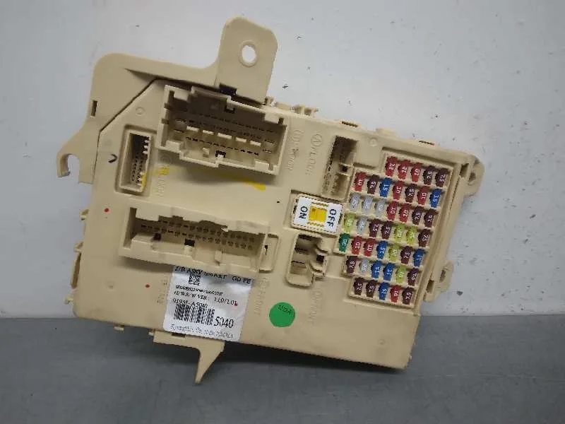Caja Reles / Fusibles para Hyundai I30 (Gd)