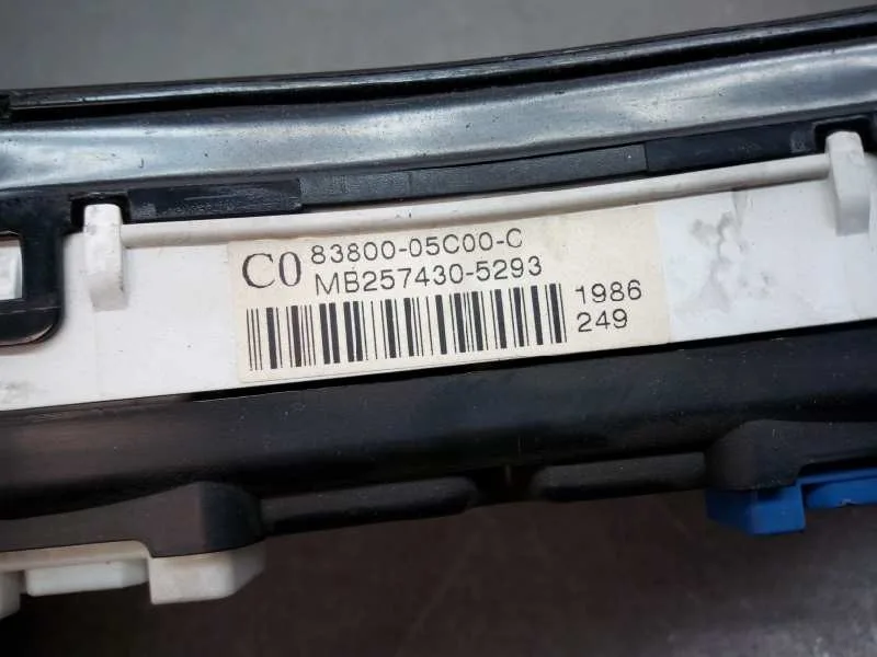 Cuadro Instrumentos para Toyota Avensis Wagon (T25)