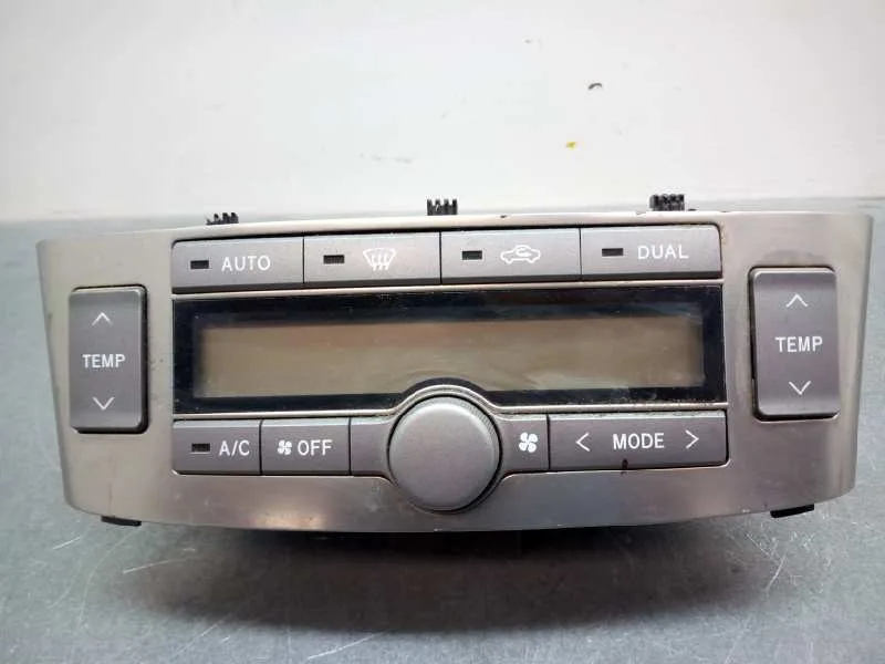 Mando Climatizador para Toyota Avensis Wagon (T25)