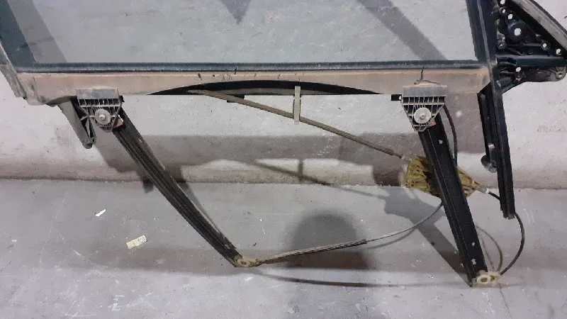 Elevalunas Delantero Derecho para Audi A6 Berlina (4F2)
