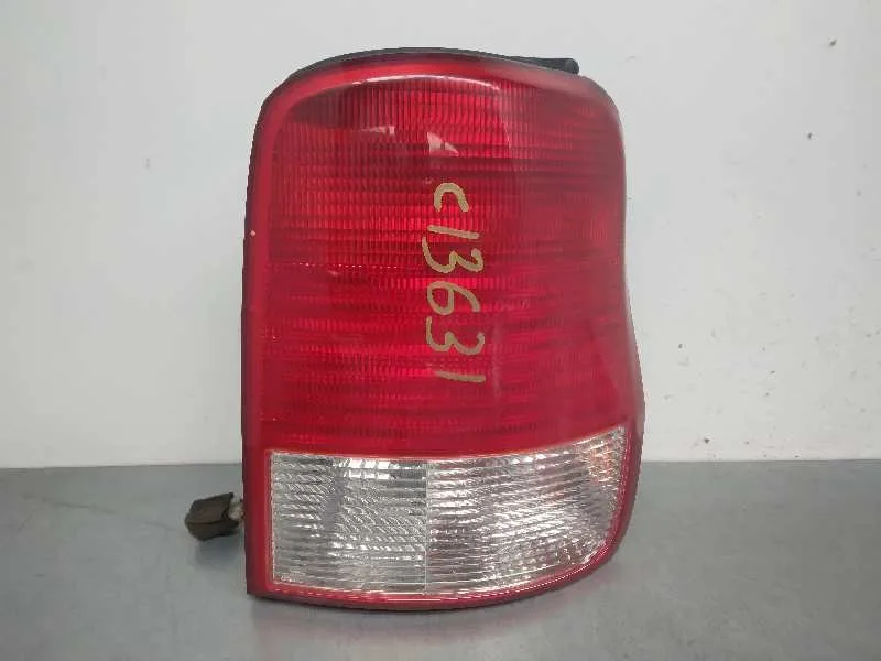 Piloto Trasero Derecho para Kia Carnival Ii