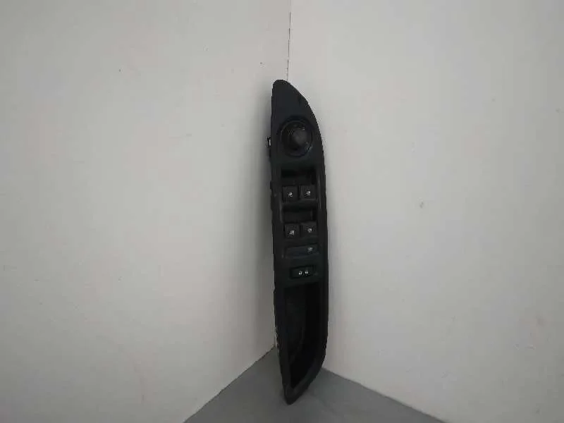 Mando Elevalunas Delantero Izquierdo para Opel Mokka X