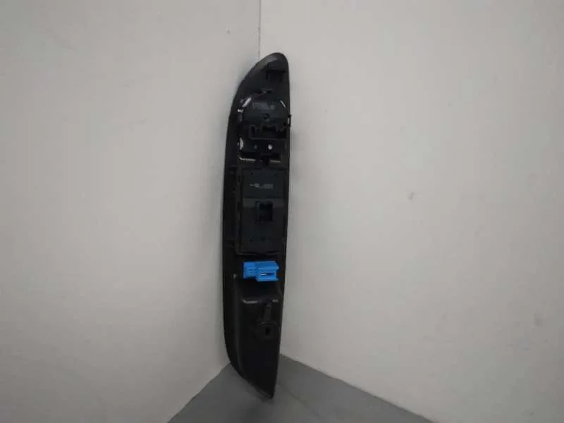 Mando Elevalunas Delantero Izquierdo para Opel Mokka X