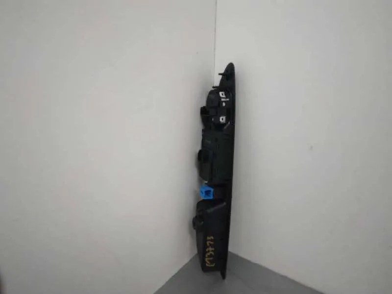 Mando Elevalunas Delantero Izquierdo para Opel Mokka X