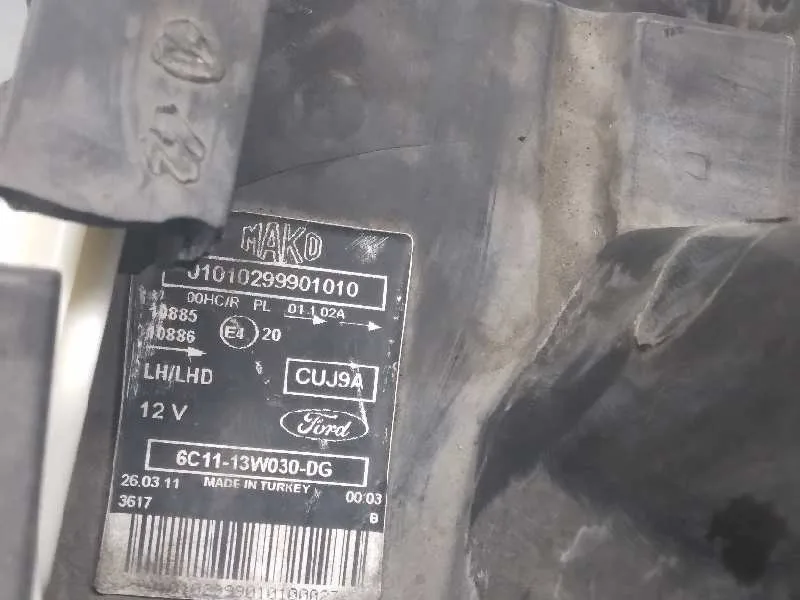 Faro Izquierdo para Ford Transit Caja Cerrada '06