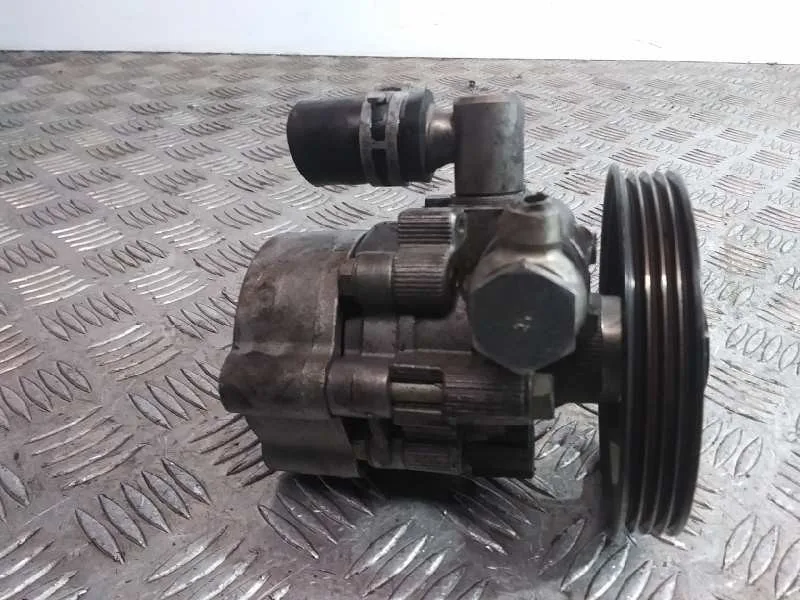 Bomba Direccion para Opel Insignia Berlina