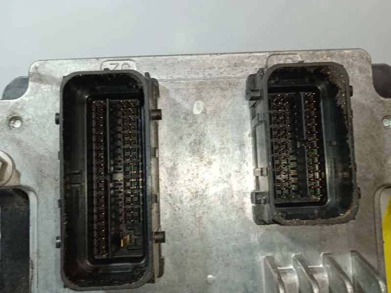 Centralita Motor Uce para Opel Insignia Berlina