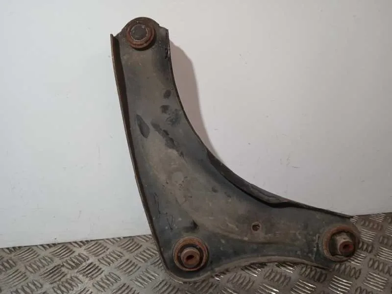 Brazo Suspension Inferior Delantero Izquierdo para Nissan Pulsar (C13)