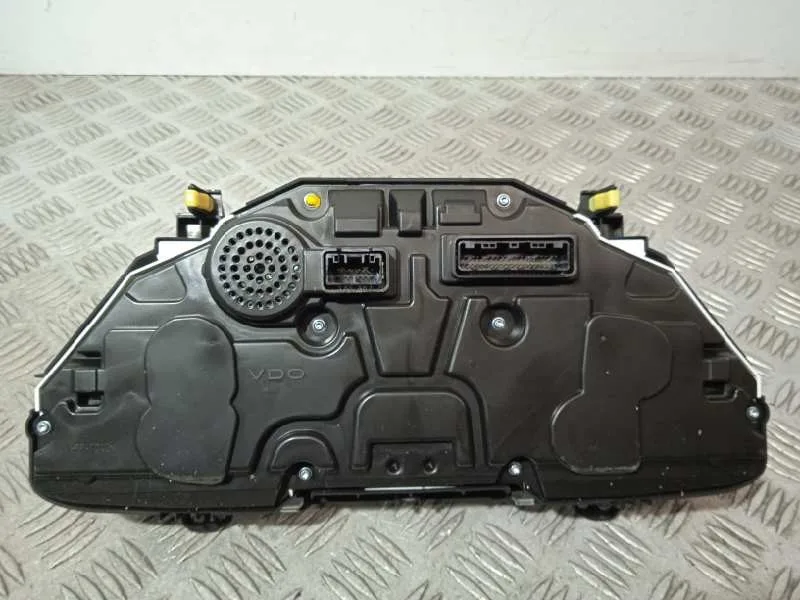 Cuadro Instrumentos para Toyota Auris