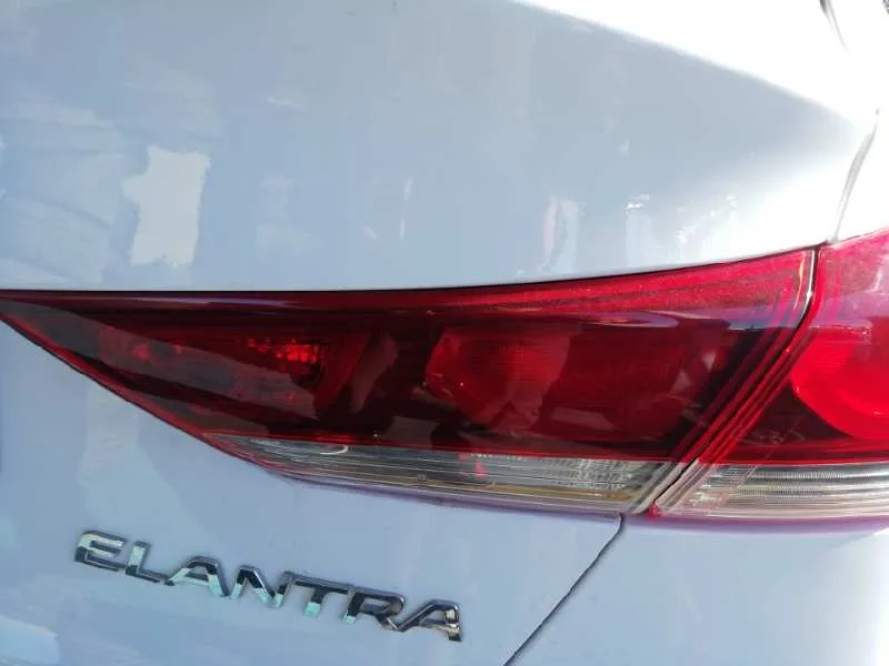 Piloto Trasero Derecho Interior para Hyundai Elantra (Ad)(2016)