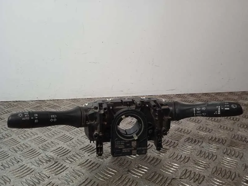 Mando Multifuncion para Nissan Pulsar (C13)