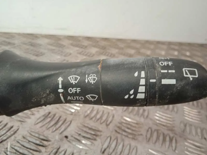 Mando Multifuncion para Nissan Pulsar (C13)
