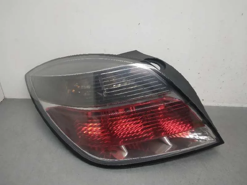 Piloto Trasero Izquierdo para Opel Astra Gtc