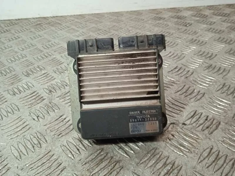 Modulo Electronico para Toyota Corolla (E12)