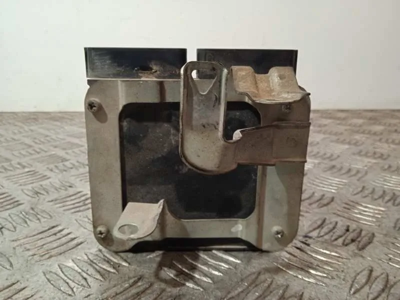 Modulo Electronico para Toyota Corolla (E12)
