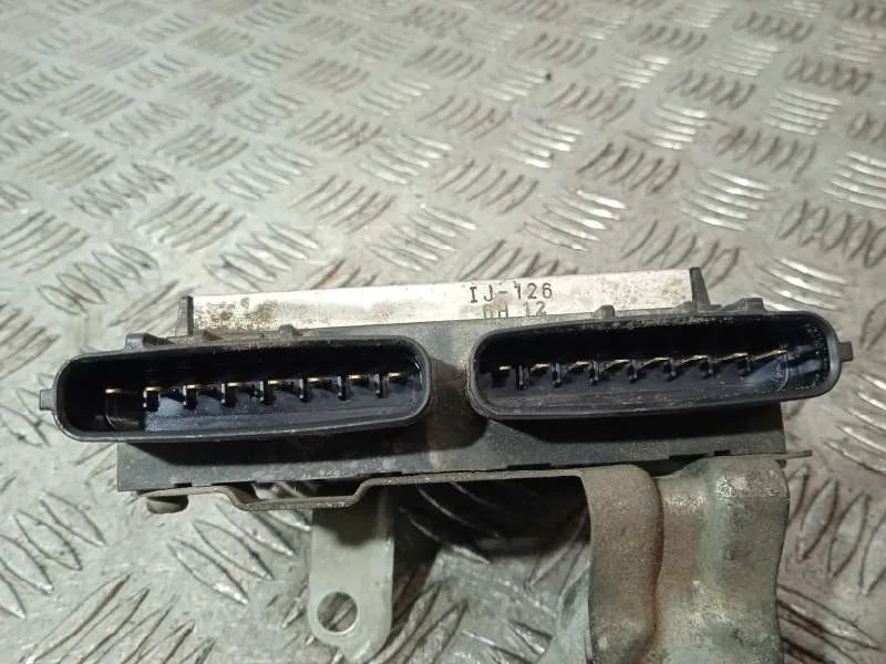 Modulo Electronico para Toyota Corolla (E12)