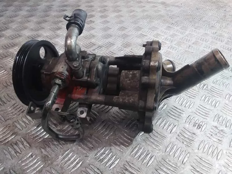 Bomba Direccion para Ford Transit Caja Cerrada '06
