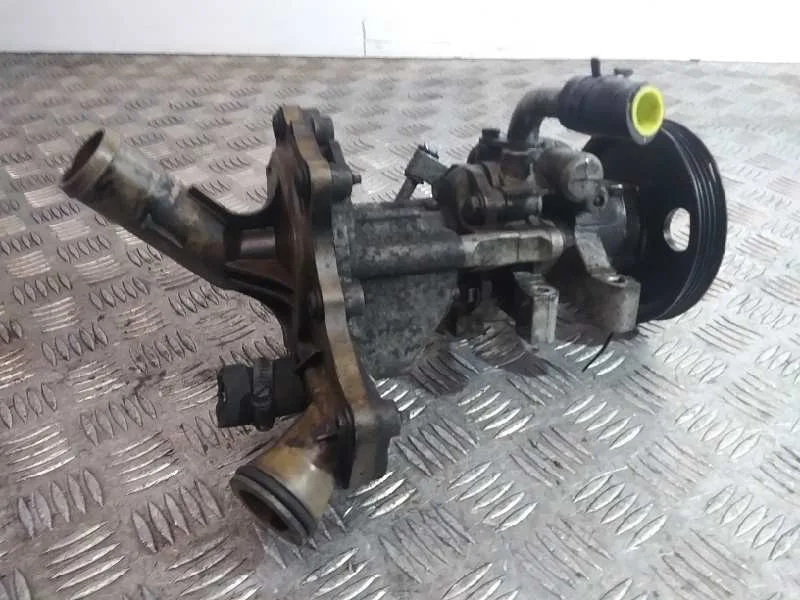 Bomba Direccion para Ford Transit Caja Cerrada '06
