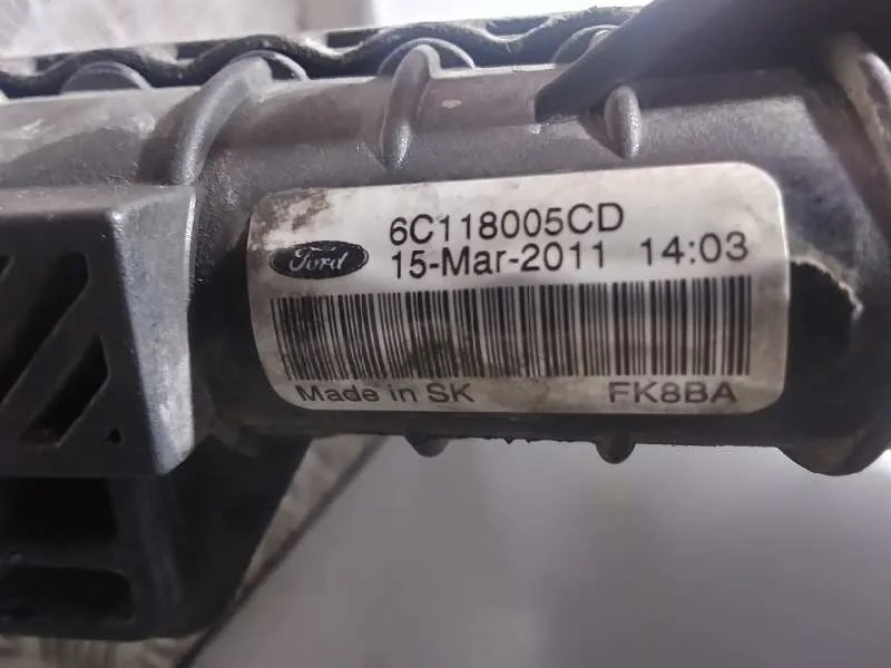 Radiador Agua para Ford Transit Caja Cerrada '06