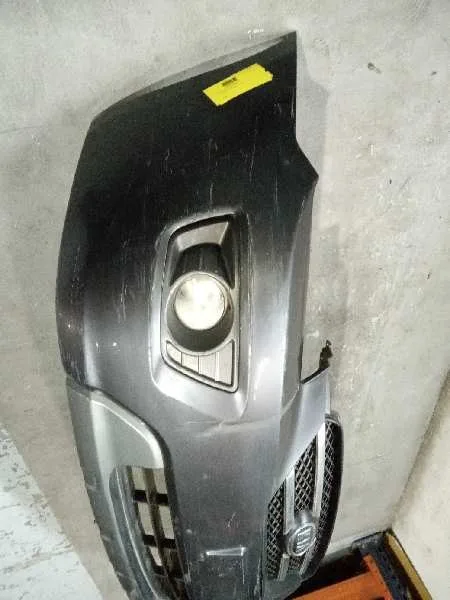 Paragolpes Delantero para Kia Carens (Un)