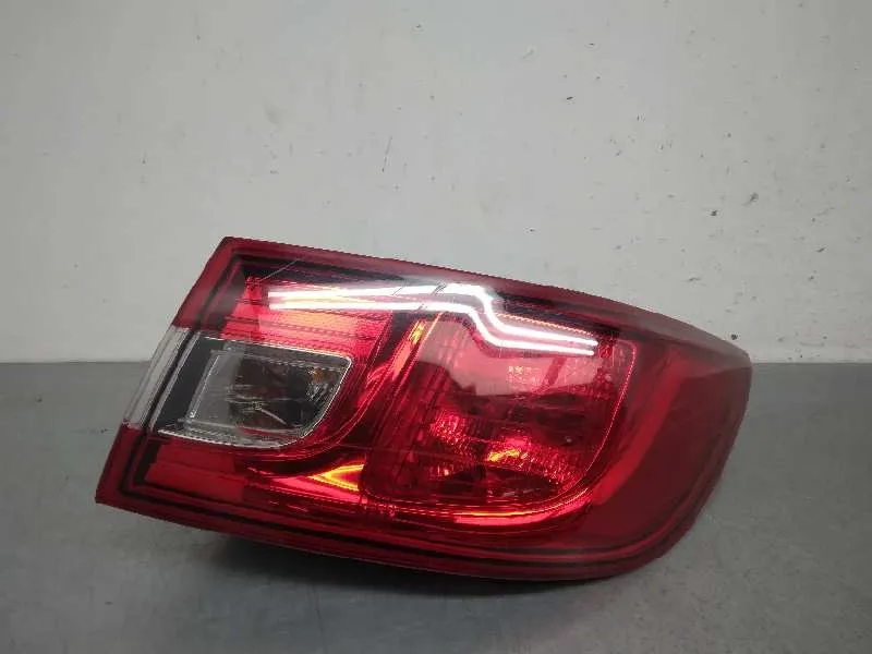 Piloto Trasero Derecho para Renault Clio Iv
