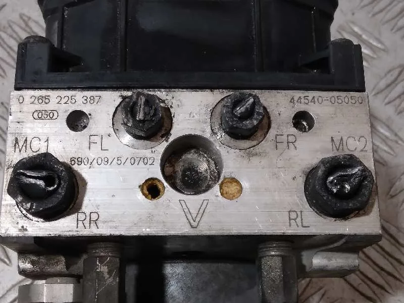 Abs para Toyota Avensis Berlina (T25)