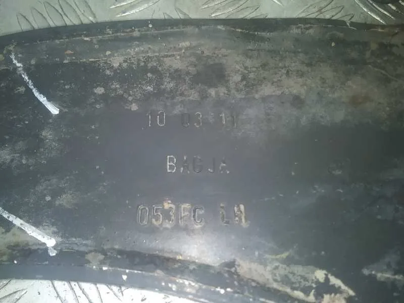 Brazo Suspension Inferior Delantero Izquierdo para Ford Transit Caja Cerrada '06