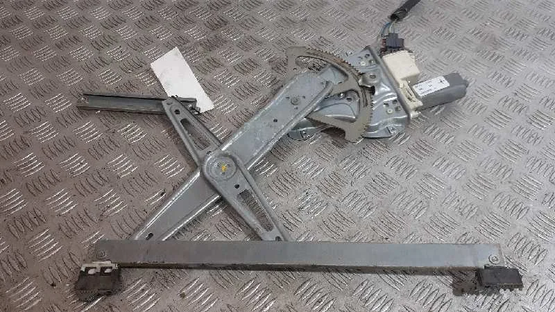 Elevalunas Delantero Izquierdo para Toyota Avensis Berlina (T25)