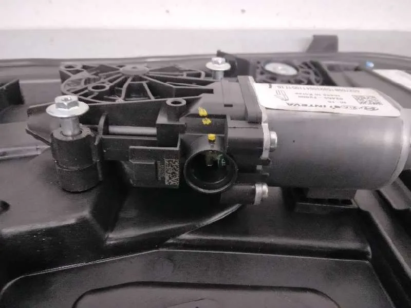 Elevalunas Delantero Derecho para Hyundai Elantra (Ad)(2016)