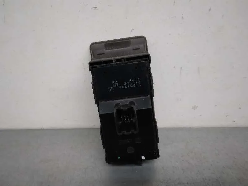 Mando Elevalunas Delantero Izquierdo para Opel Insignia Berlina