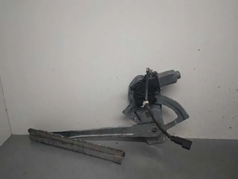 Elevalunas Delantero Derecho para Ford Transit Caja Cerrada '06