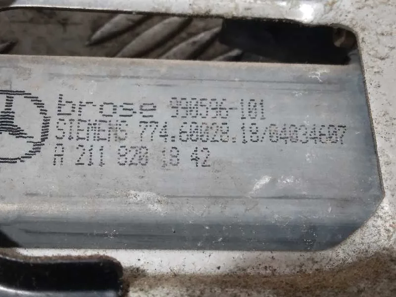 Elevalunas Delantero Izquierdo para Mercedes-Benz Clase C (W203) Berlina