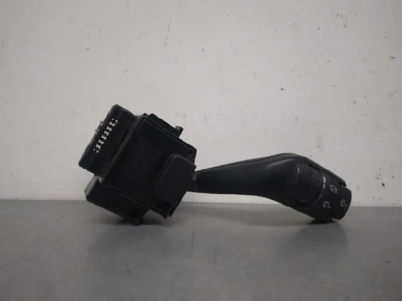 Mando Limpia para Ford Transit Caja Cerrada '06