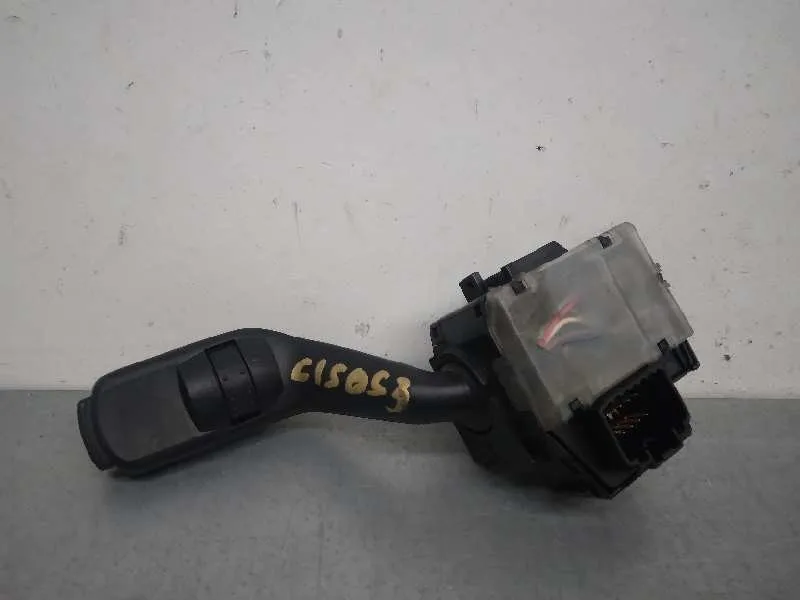Mando Limpia para Ford Transit Caja Cerrada '06