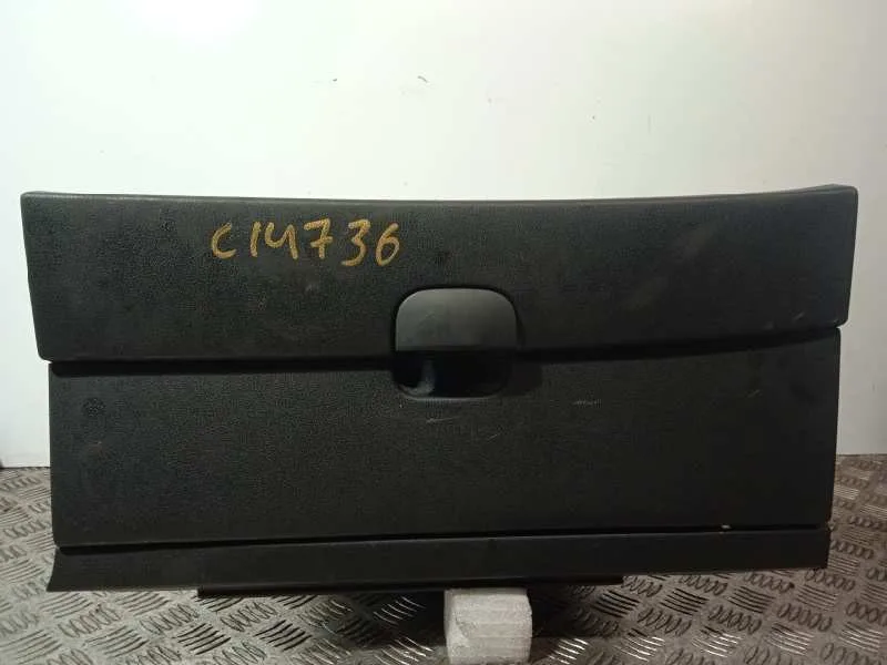 Guantera para Nissan Qashqai (J10)