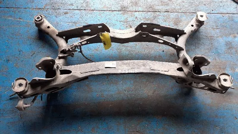 Puente Trasero para Skoda Superb (3V3)