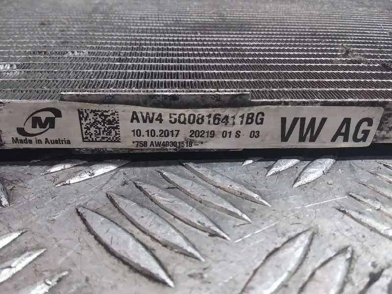 Condensador / Radiador Aire Acondicionado para Skoda Superb (3V3)