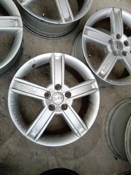 Juego Llantas para Seat Leon (1P1)