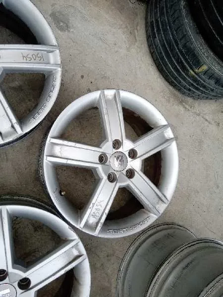 Juego Llantas para Seat Leon (1P1)