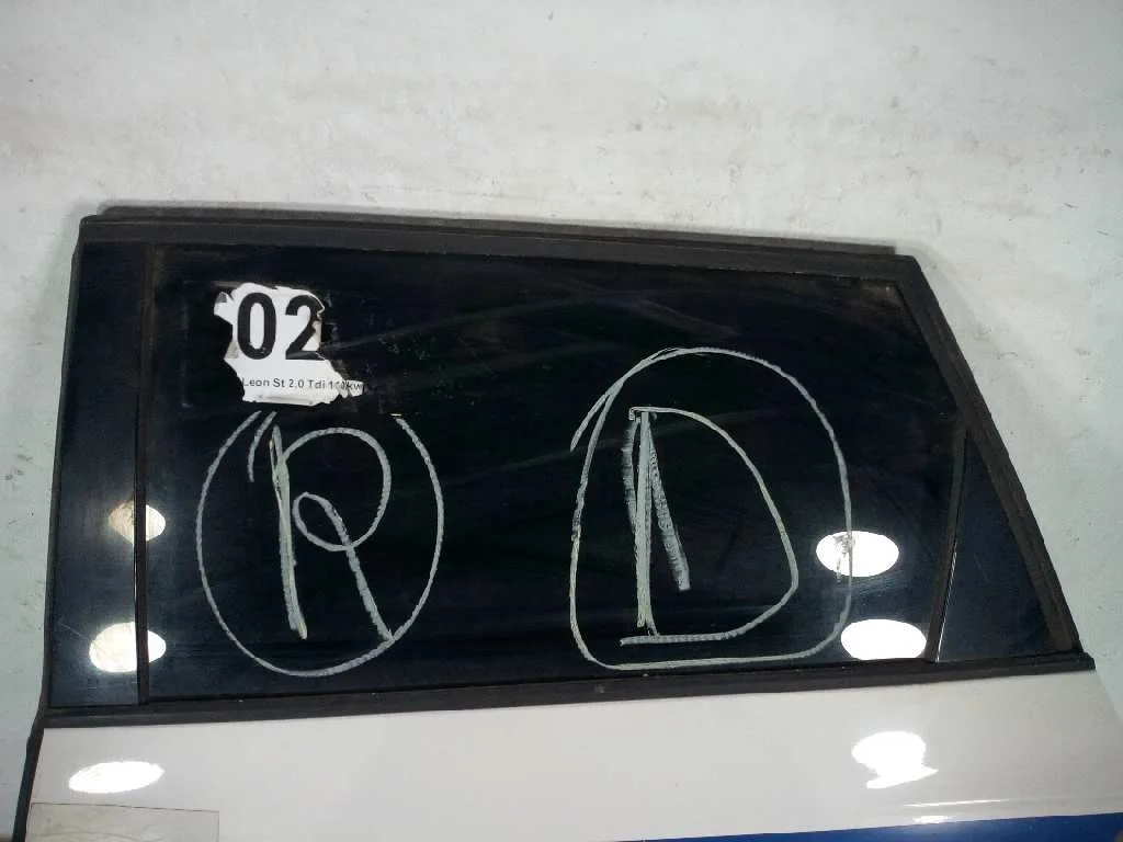 Puerta Trasera Izquierda para Seat Leon St (5F8)
