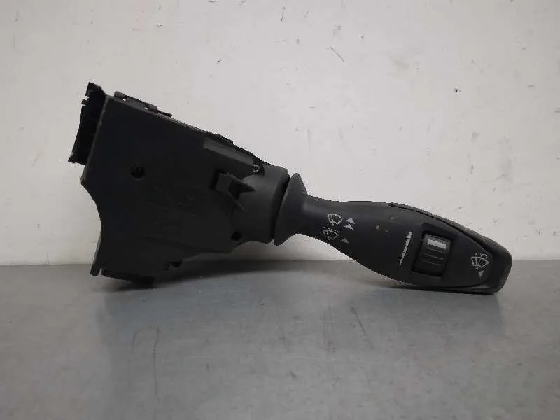 Mando Limpia para Ford Fiesta (Cb1)