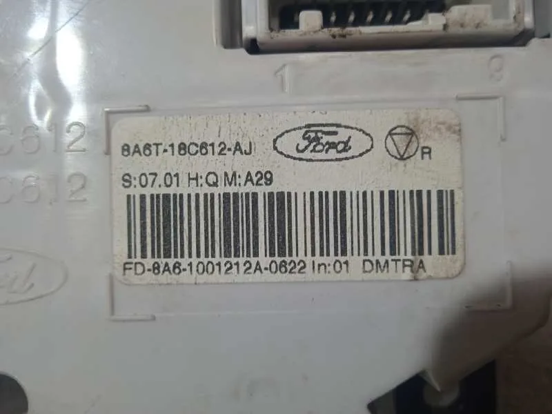 Mando Climatizador para Ford Fiesta (Cb1)